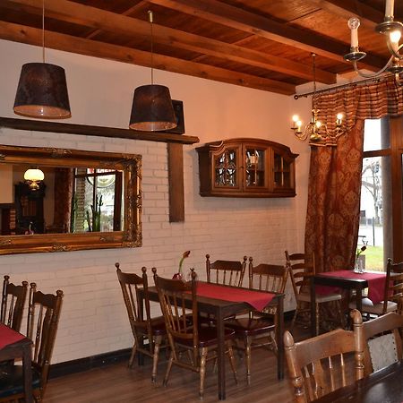 Noclegi Capitto Kostrzyn nad Odra Exteriör bild